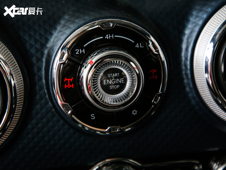 2021BJ40 2.3T Ԅ򌵶hӢ۰