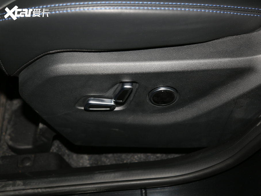 2021BJ40 2.0D Ԅ򌵶hӢ۰h