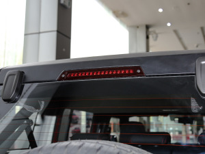 2022款2.0T 自动四驱公务版 细节外观