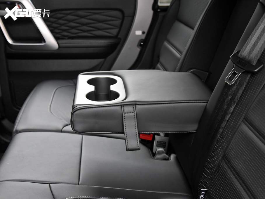 2022BJ40 2.0T Ԅh(hun)܊