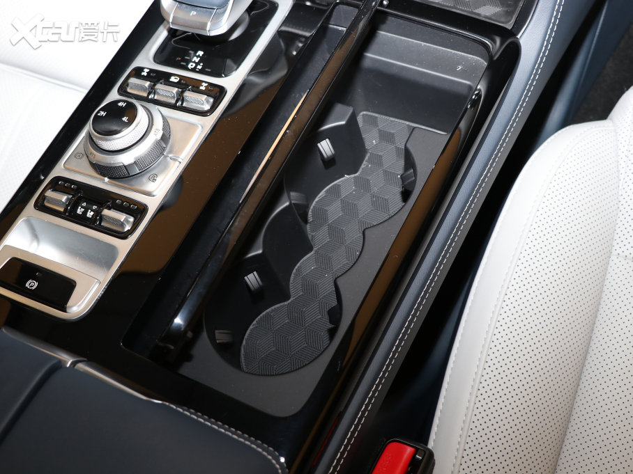 2022BJ60 2.0T ʮһ