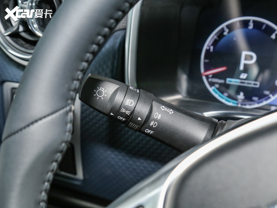 2023BJ40 2.0D Ԅ(q)hӢ۰?zhn)b