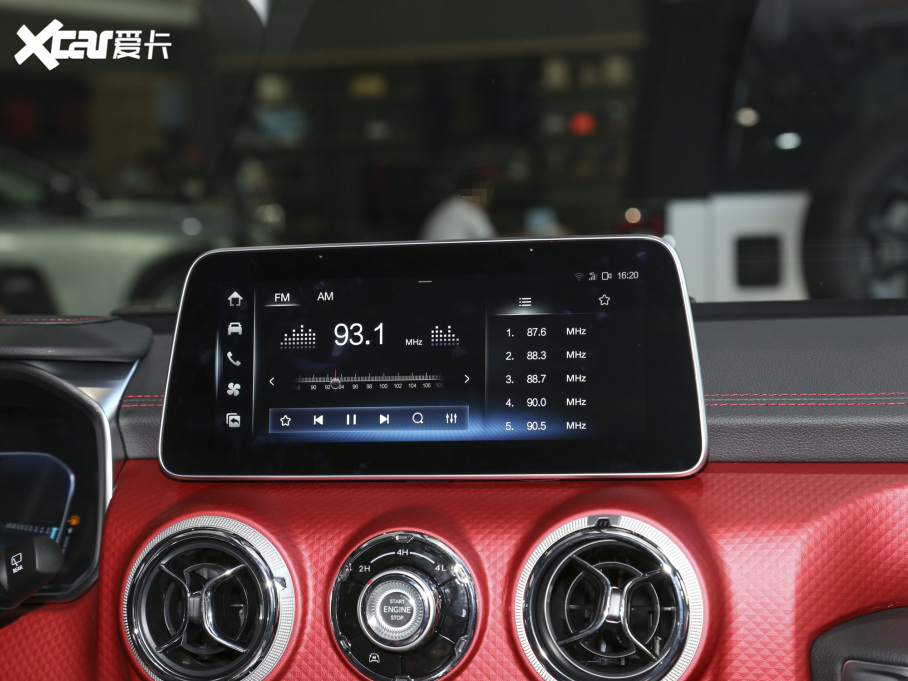 2023BJ40 2.0T Ԅ(dng)(q)ЫC˰?zhn)b