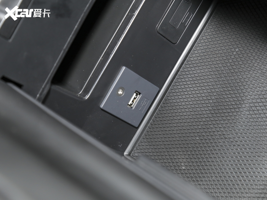 2023BJ40 2.0T ԄЫC˰b