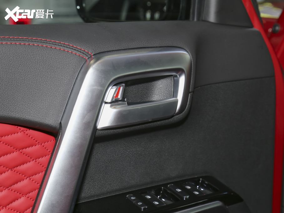 2023BJ40 2.0T Ԅ(dng)(q)ЫC˰?zhn)b