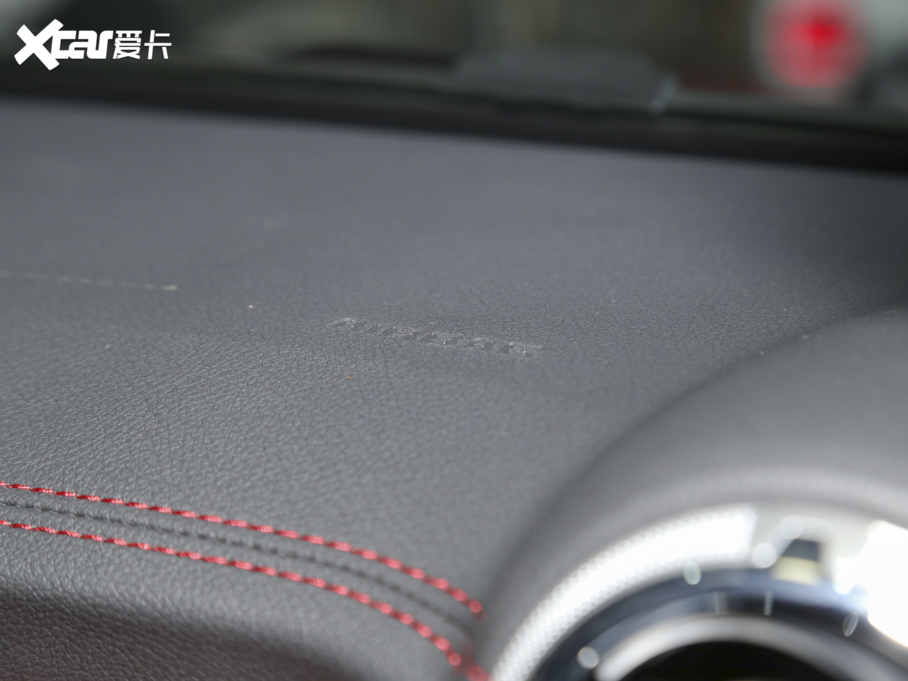 2023BJ40 2.0T ԄЫC˰b