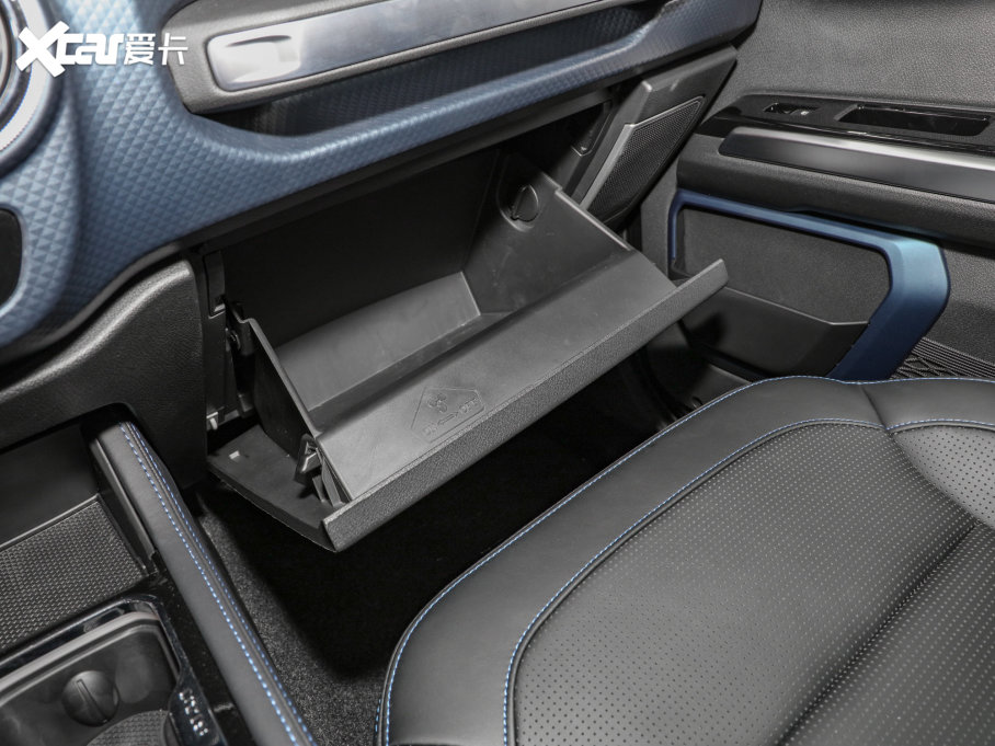 2023BJ40 2.0T ԄЫC˰