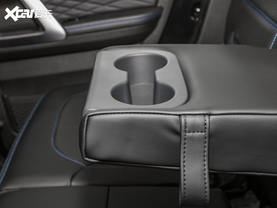 2023BJ40 2.0T Ԅ(dng)(q)ЫC˰