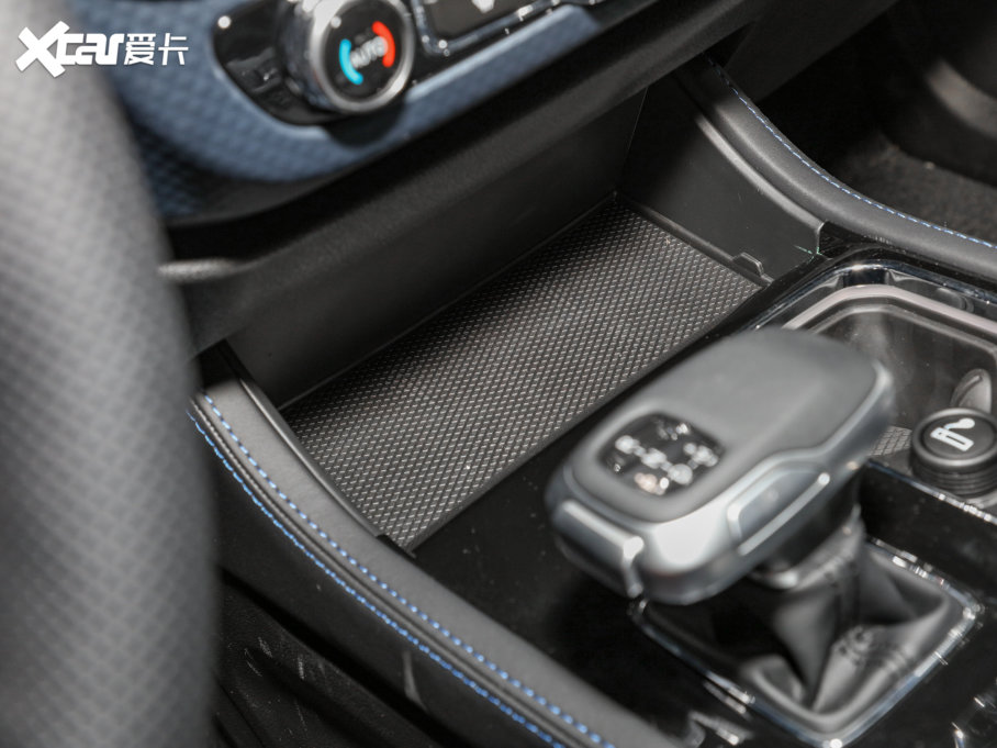 2023BJ40 2.0T ԄЫC˰