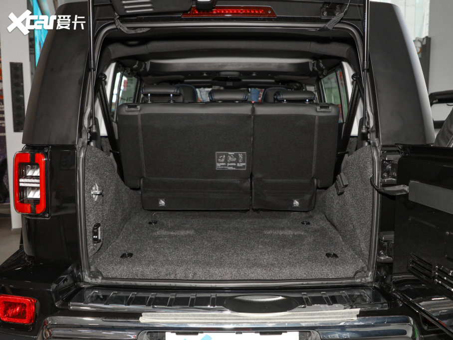 2023BJ40 2.0T ԄЫC˰