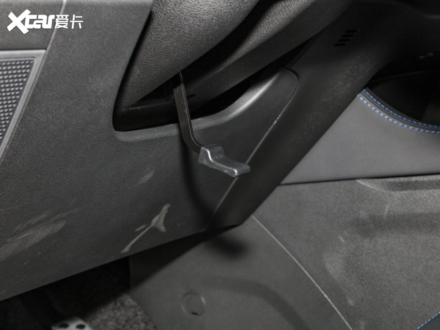 2023BJ40 2.0T ԄЫC˰