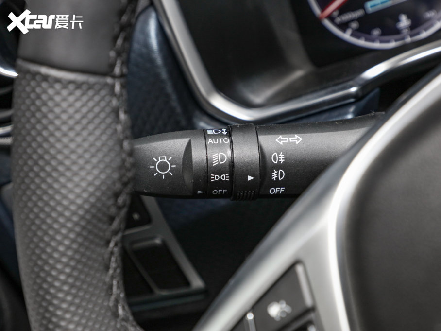 2023���BJ40 2.0T �Ԅ������ЫC�˰�������