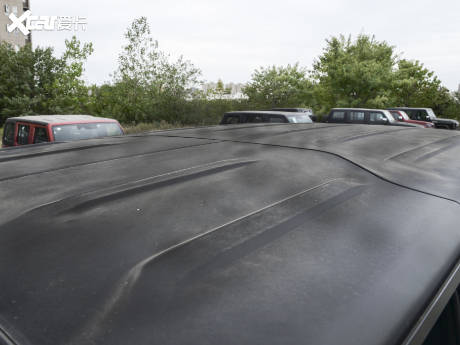 2023BJ40 2.0D Ԅ򌵶hӢ۰b(ǰ늿i)