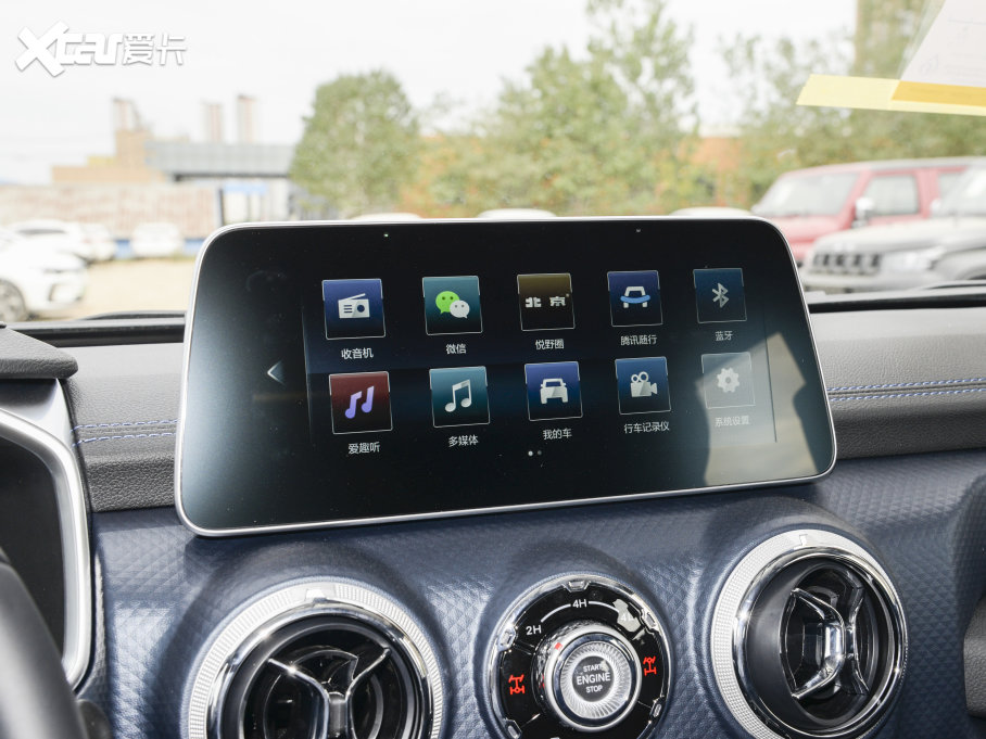 2023BJ40 2.0D Ԅ򌵶hӢ۰b(ǰ늿i)