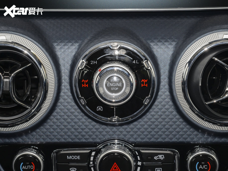 2023BJ40 2.0D Ԅ򌵶hӢ۰b(ǰ늿i)