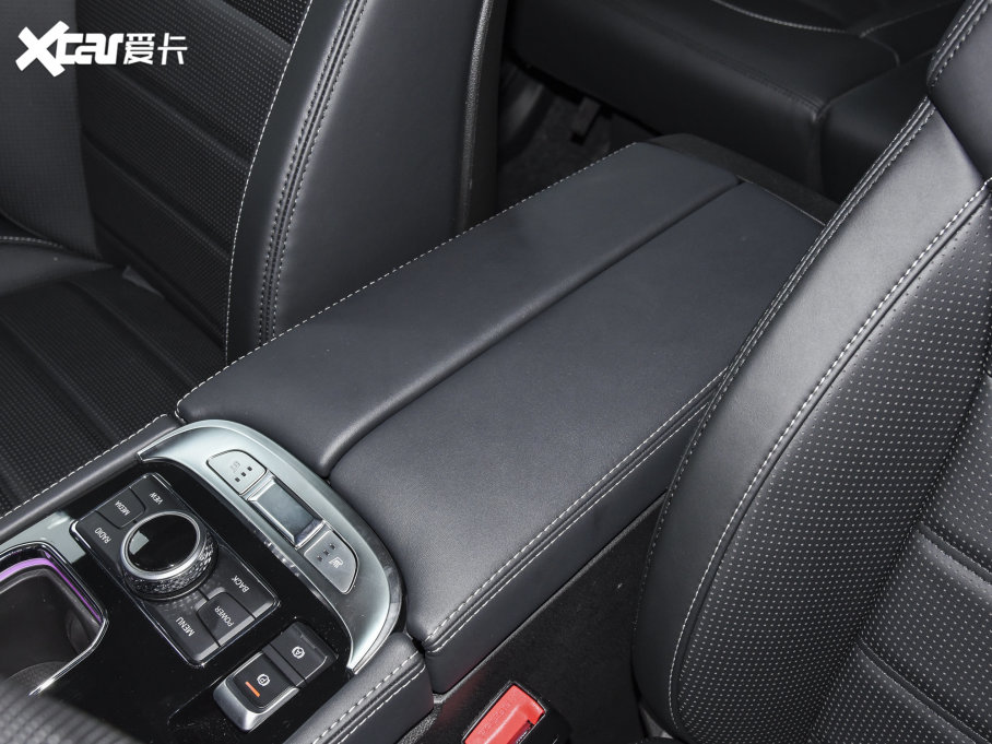 2023BJ40 2.0T Ԅ(q)h(hun)܊