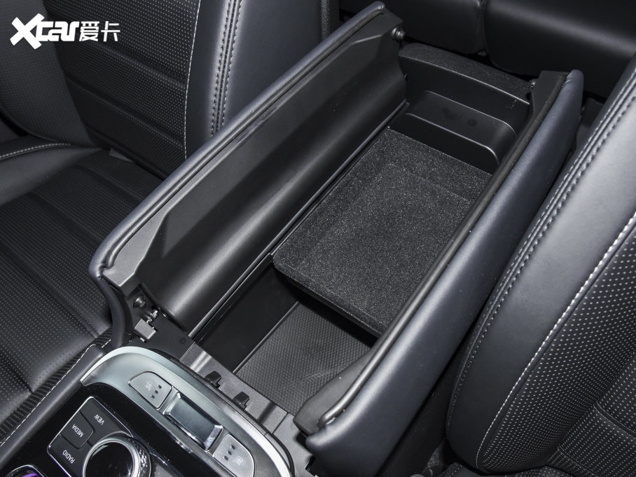 2023BJ40 2.0T Ԅh܊