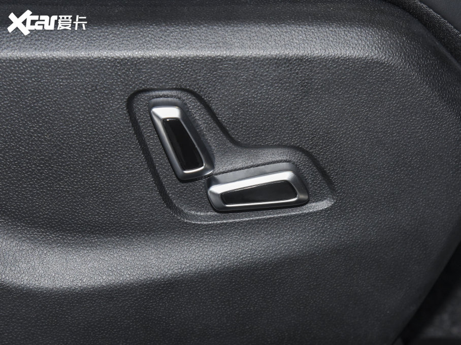 2023BJ40 2.0T Ԅh܊