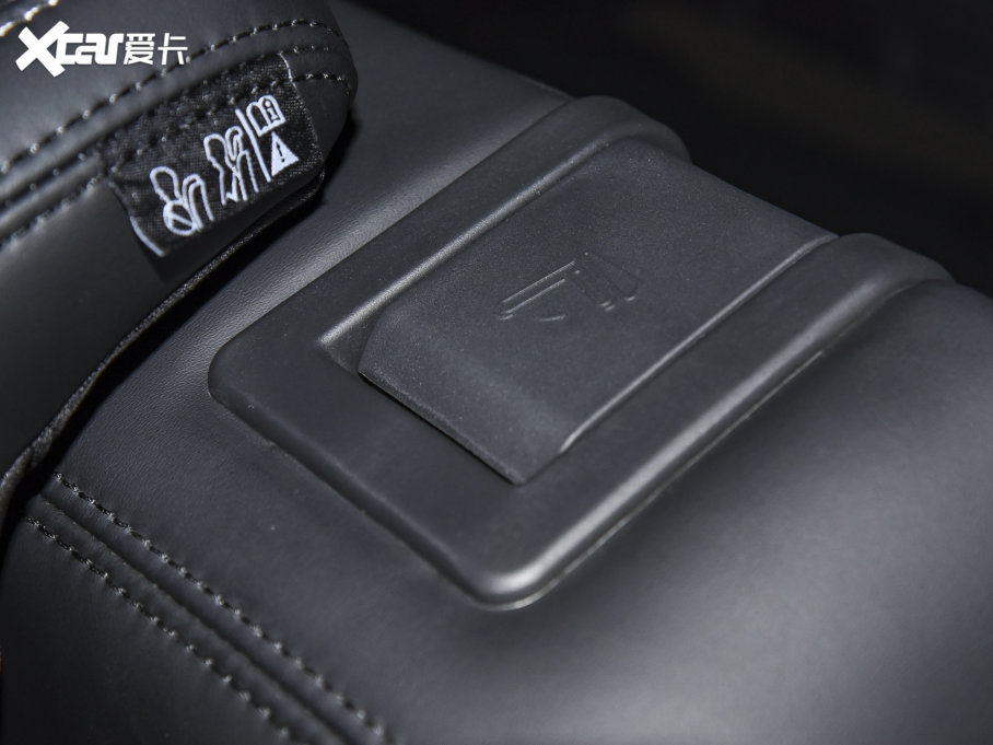 2023BJ40 2.0T Ԅh܊