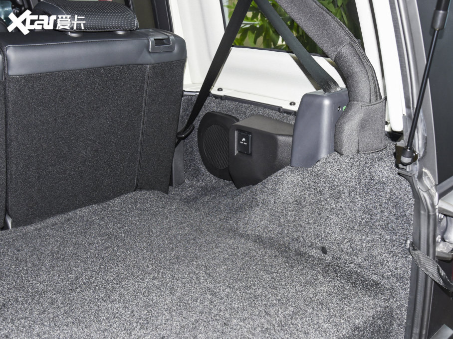 2023BJ40 2.0T Ԅh܊