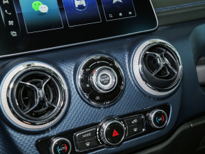 20232.0D Ԅ򌵶hӢ۰b п؅^