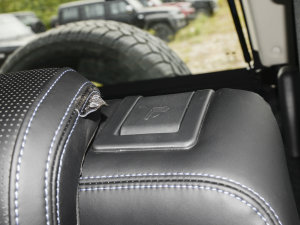 20232.0D Ԅ򌵶hӢ۰b(ǰ늿i) g