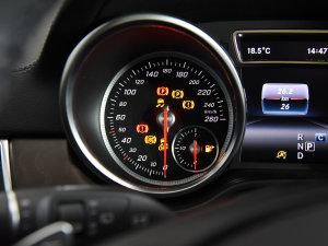 2023ɽӽ 3.0T  п؅^