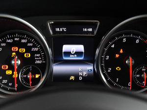 2023ɽӽ 3.0T  п؅^