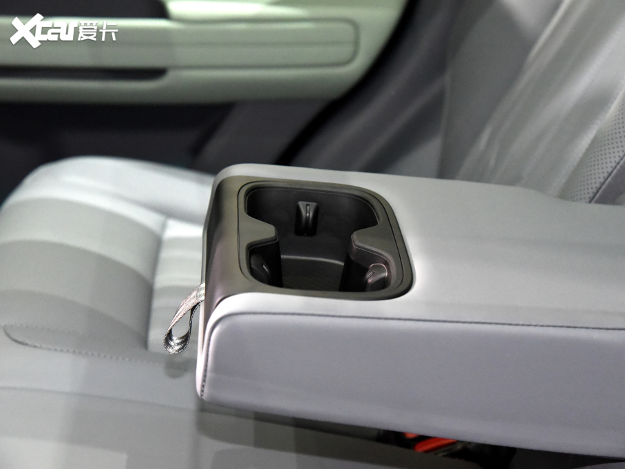 2024BJ40 2.0T ЫC˰ 