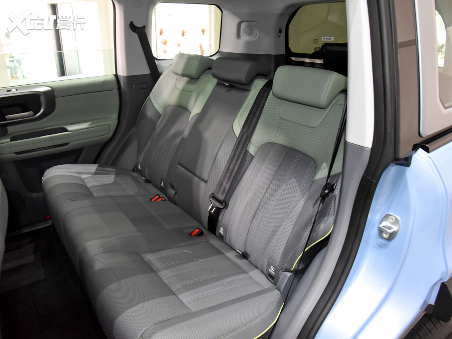 2024BJ40 2.0T ЫC˰ 