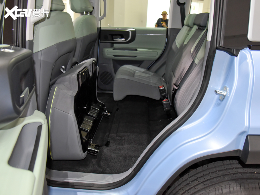 2024BJ40 2.0T ЫC˰ 