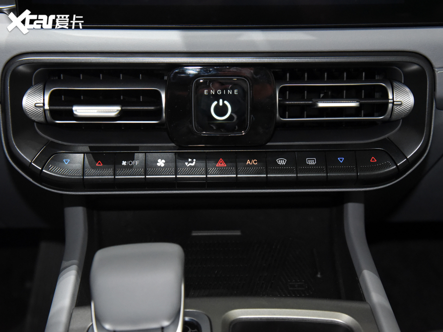 2024BJ40 2.0T ЫC˰ 