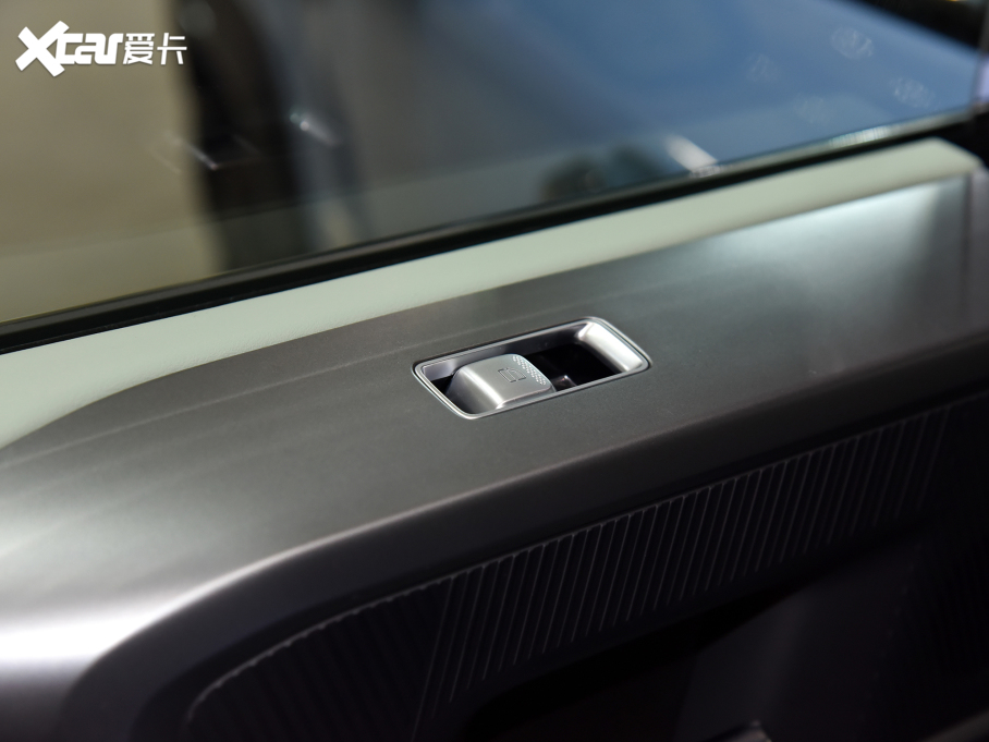 2024BJ40 2.0T ЫC˰ 