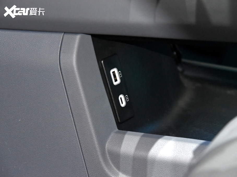 2024BJ40 2.0T ЫC˰ 