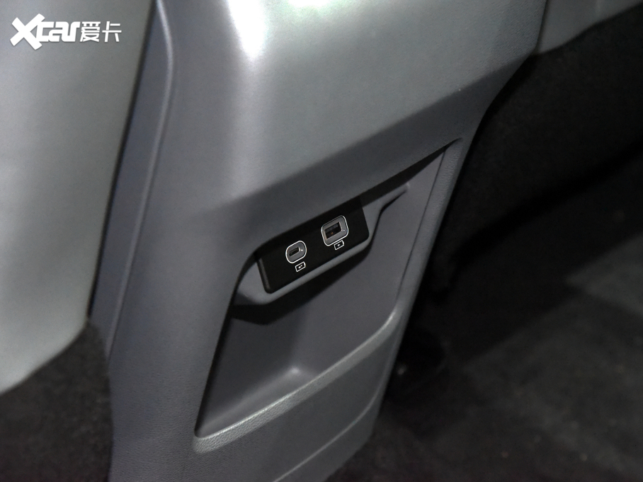 2024BJ40 2.0T ЫC˰ 