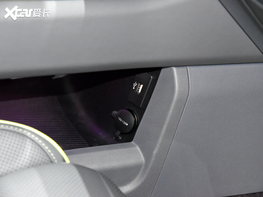 2024BJ40 2.0T ЫC˰ 