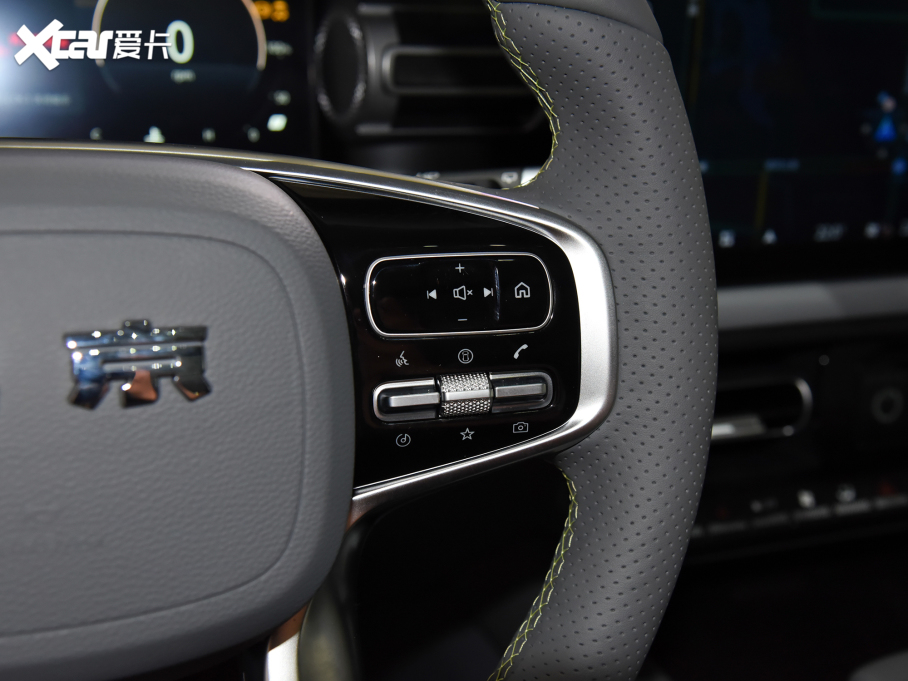 2024BJ40 2.0T ЫC˰ 