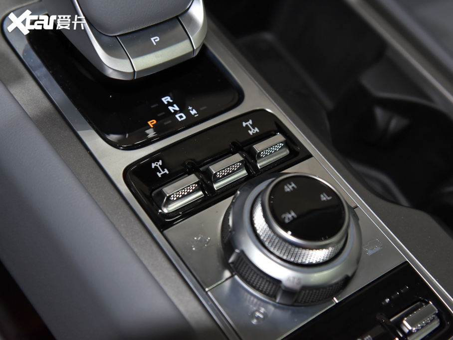 2024BJ40 2.0T ЫC˰ 