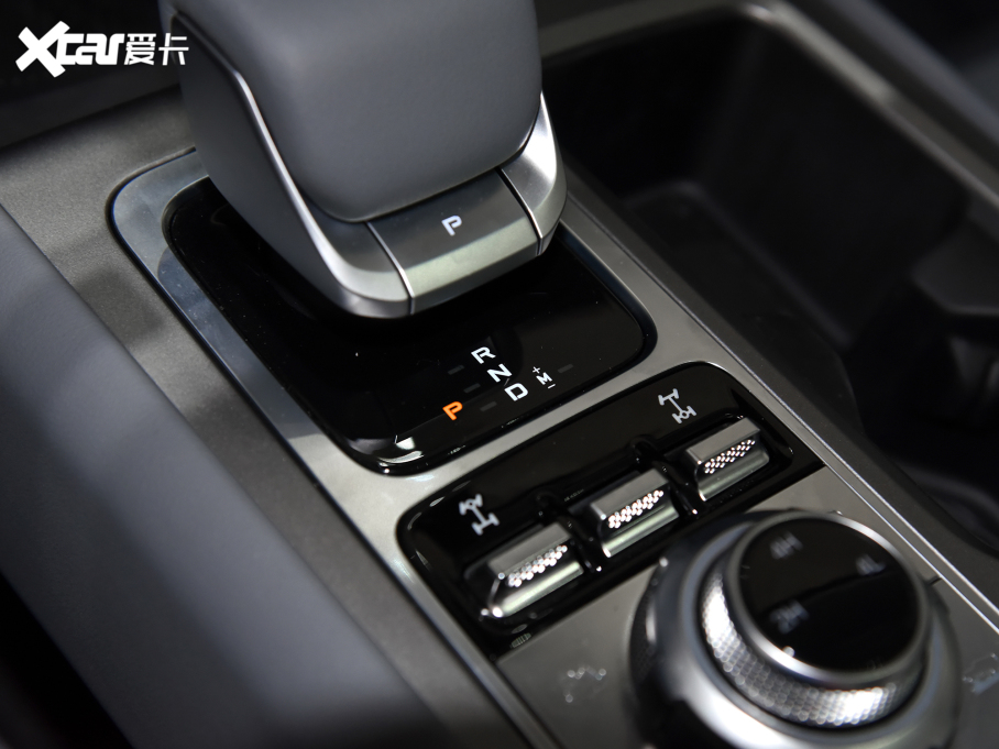 2024BJ40 2.0T ЫC˰ 