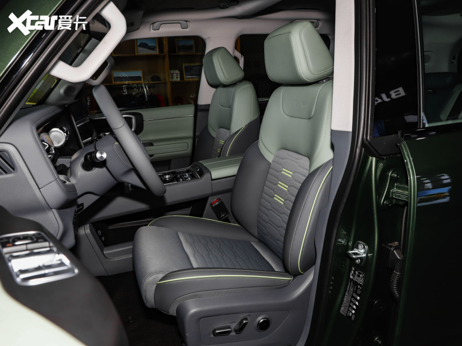 2024BJ40 2.0D hӢ۰ Խ