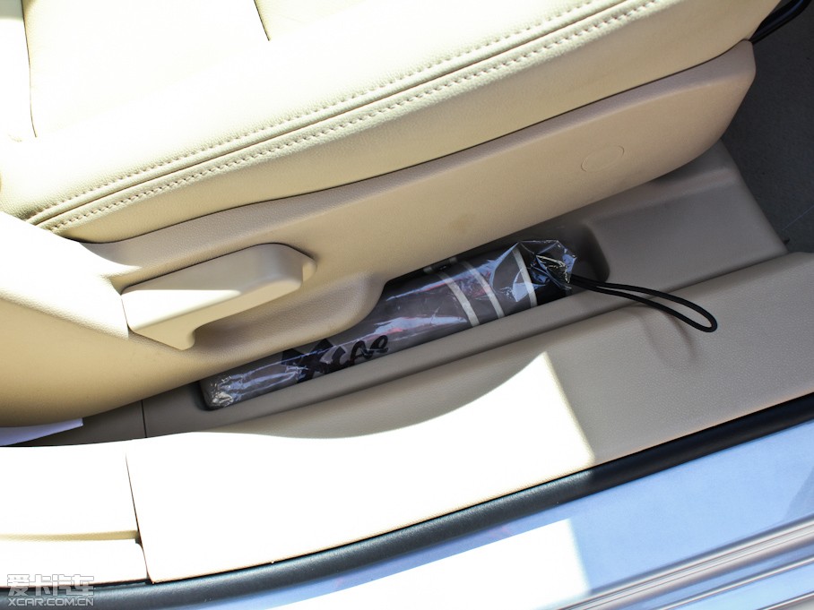 2012EϵЃɎ 1.5L ԄӘ