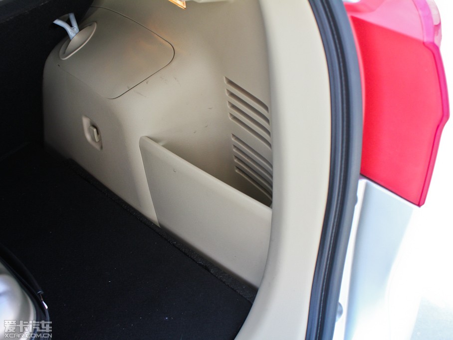 2012EϵЃɎ 1.5L ԄӘ