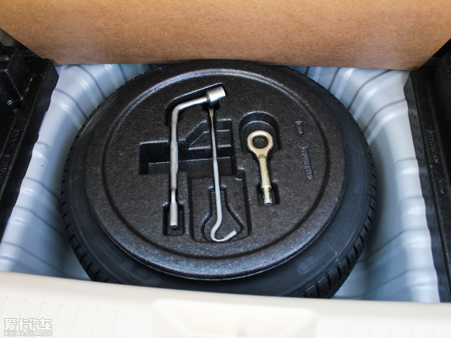 2012EϵЃɎ 1.5L ԄӘ