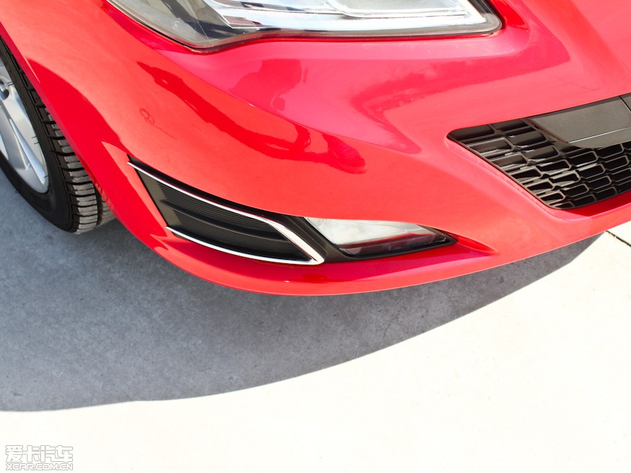 2012EϵЃɎ 1.5L ԄӘ