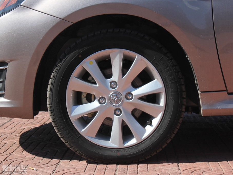 2012EϵЃɎ 1.5L քӘа