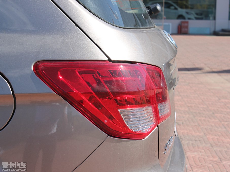 2012EϵЃɎ 1.5L քӘа