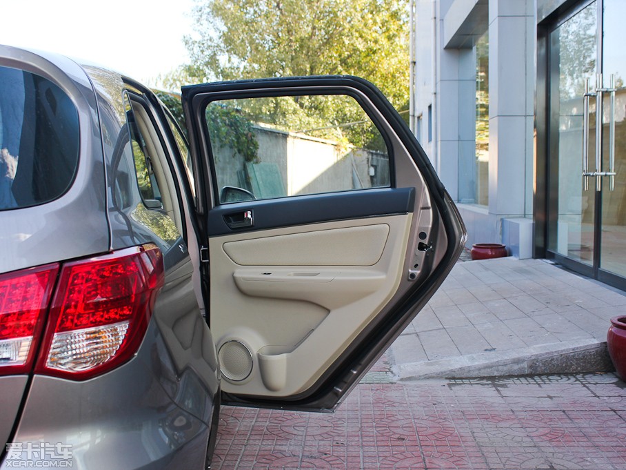 2012EϵЃɎ 1.5L քӘа