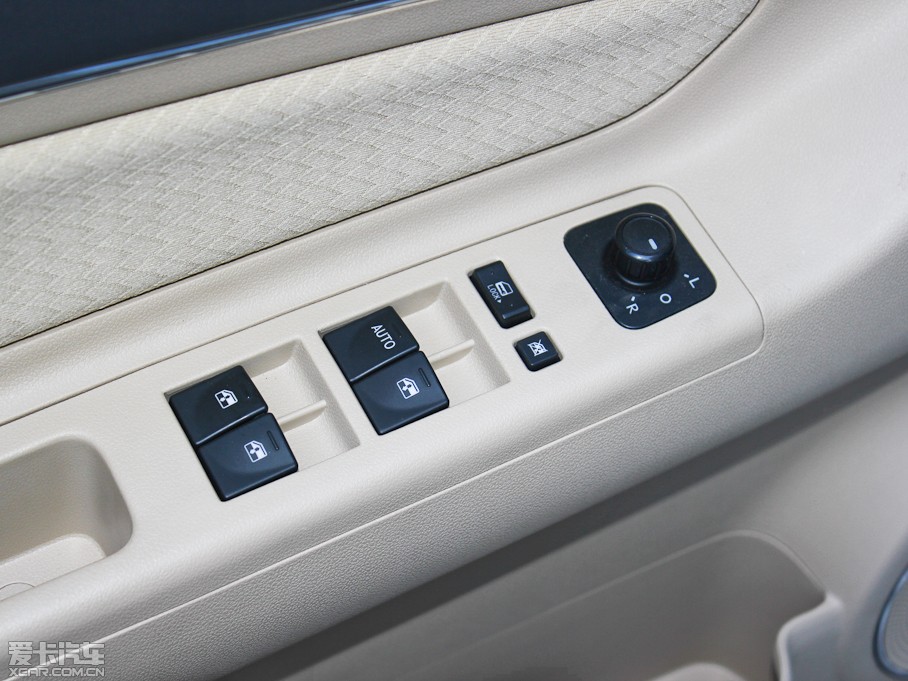 2012EϵЃɎ 1.3L քӘ