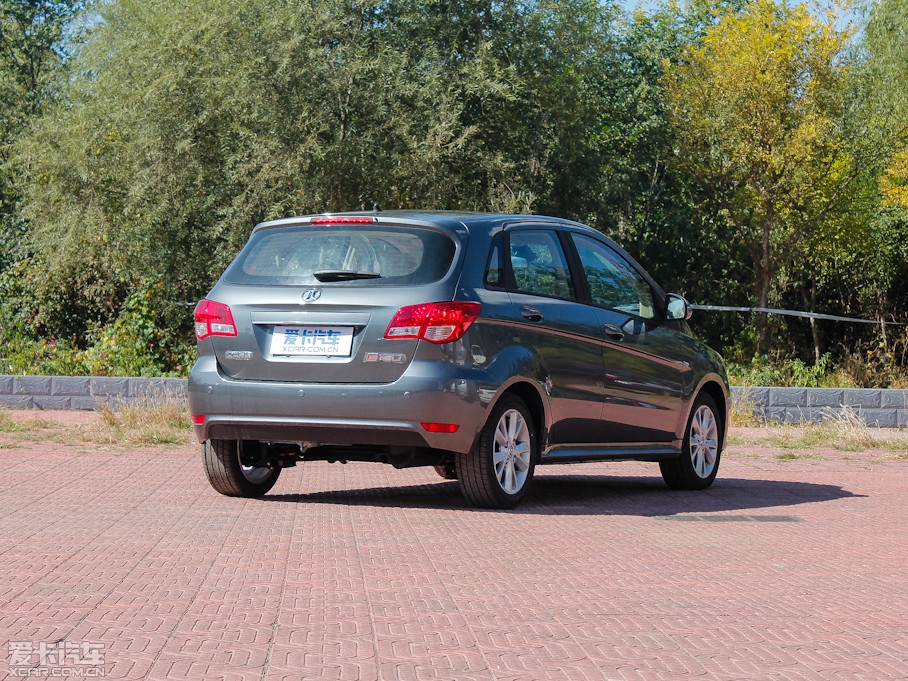 2012EϵЃɎ 1.5L ԄӘа