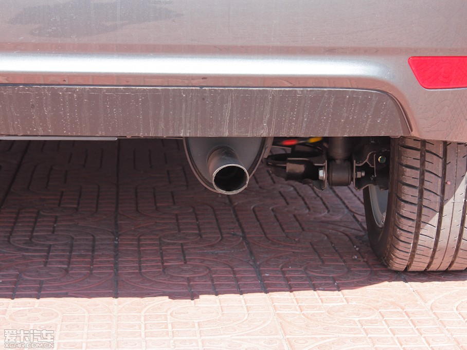 2012EϵЃɎ 1.5L ԄӘа